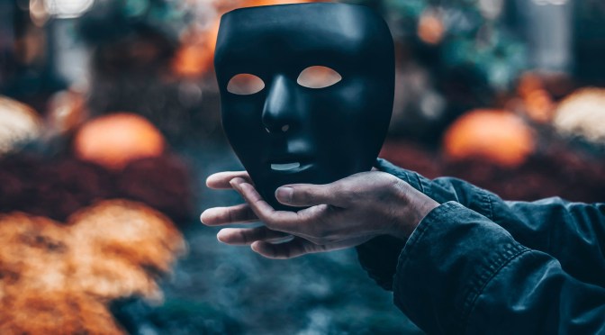 Да бъдеш или да не бъдеш част от Хелоуин?